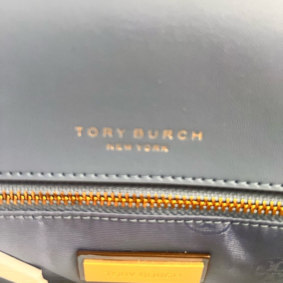 PRICE Drop!🌟 New Authentic Tory Burch Willa Small Shoulder Bag Elegant & Chic💙 - Picture 3 of 7